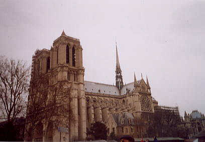 ...la grande et très belle Cathédrale de Notre Dame